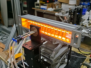 告別熱風(fēng)痛點(diǎn)！線型聚焦加熱器，重新定義HDPE加強(qiáng)筋焊接標(biāo)準(zhǔn)