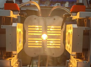 “專(zhuān)精特新企業(yè)”朗普光電—16 年深耕特種光源，賦能科研紅外線加熱全場(chǎng)景需求